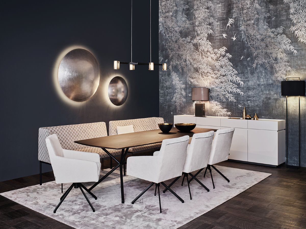 дизайнерские светильники Discus, серебро, поталь, стол Taras, комод Gap 2, стулья обеденные Juna, Christine Kroencke, Германия, premium